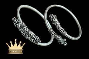 925 sterling silver 3d band with dragon    weight 12.94 grams 3mm