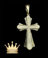 18k solid handmade cross    weight 10.51 grams size 2 inches
