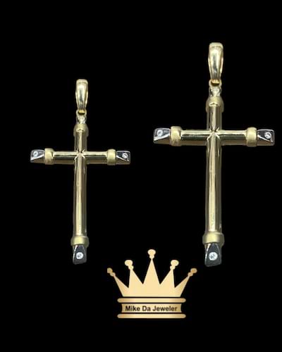 18k handmade two tone cross new arrivals with brush and polish work on it with cubic zirconia stone  weight 4.870 size 1.5 inches
