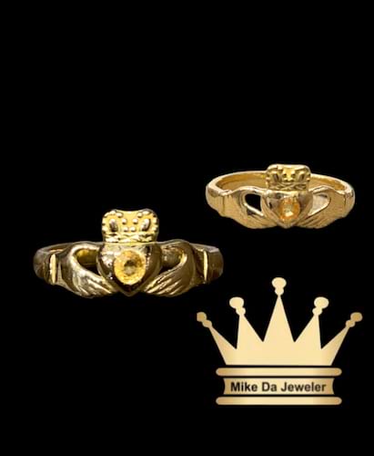 18k solid customized iris ring with yellow Topez birthstones $550 usd any sizes any birthstone, yellow gold, rose gold, white gold available