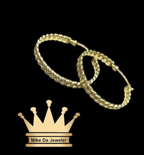 18k Handmade light weight Miami Cuban link Hoop earring pair price $415 dollars weight 3.8 grams 1 inches 2.3 mm