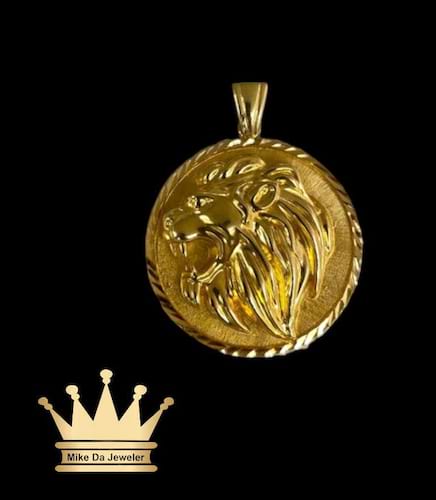 18k handmade lion face charm price $1850 dollars weight 19 grams size 1.5 inches border diamond cut face polish work available stock any size and thickness