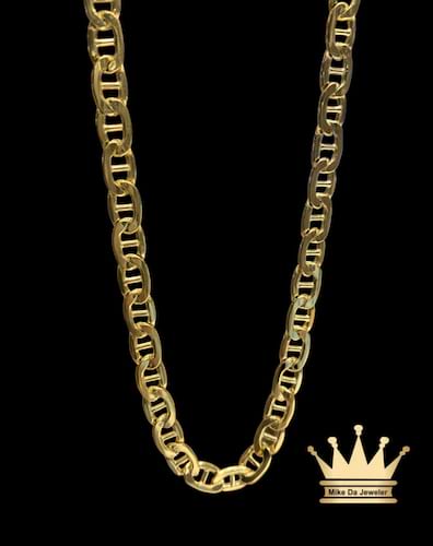 18 k Gucci link chain price $2810 usd weight 18.77 gram 5mm 22 inches available stock 1.2.3.4.5 mm length 18,20,22,24 inches