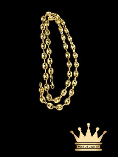 18 Karat Gold Gucci Link Chain 8mm Wide