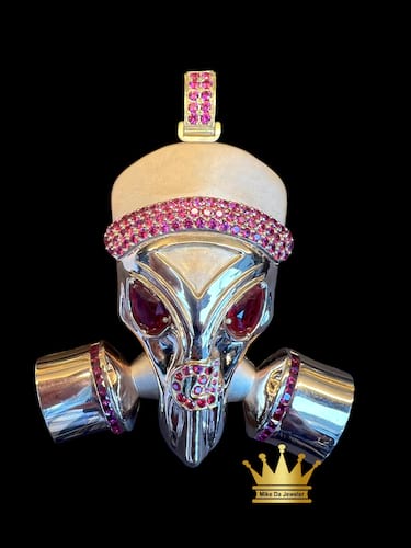 14k gold Gas Mask custom made piece 81.62 grams with Rubies