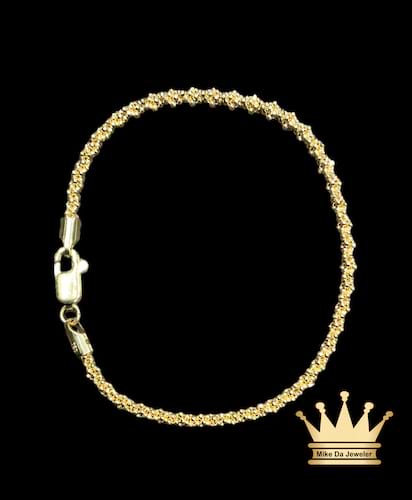 18K Handmade Popcorn Bracelet with All Around Diamond Cut Weight 6.15 Grams Size 7.5 Inches
