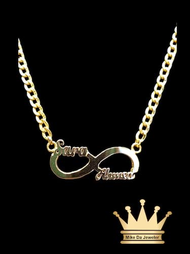 18 karat handmade gold customized infinity name pendant size 1 inch