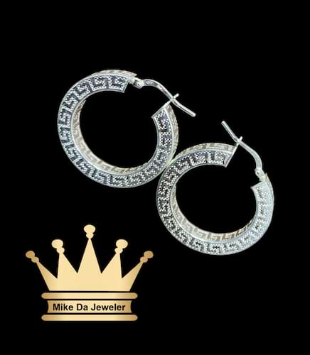 925 sterling silver 3d Versace design hoop earring pair $190 dollars weight 8.54 grams 1 inches 4mm