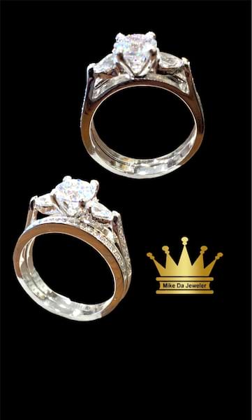 18k white gold with cubic zirconia solid handmade twins ring Us size 7 weight 7.450 mg