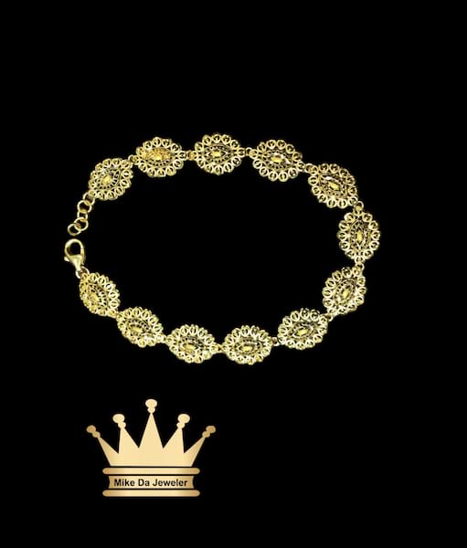 21k yellow gold bracelet  weight 7.59 grams size 7.5 inches