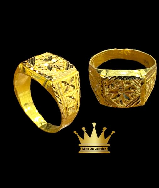 22k yellow gold ring US size-8 weight-6.120mg