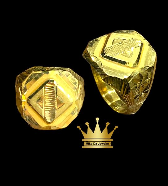 22k yellow gold ring US size-9 weight-3.650mg