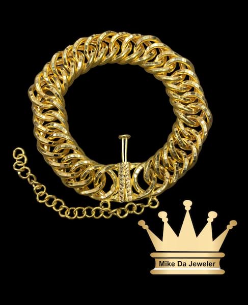 21 k double Cuban link bracelet with  weight 39.62 grams size 8 inches
