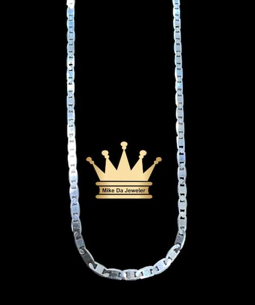 18k white gold handmade solid flat Gucci link chain with polish work  weight 6.22 grams 20 inches 2.5 mm available stock for white and yellow gold