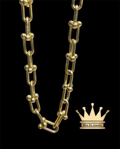 18 k Beautiful necklace  weight  31.28 gram 18inches 6mm