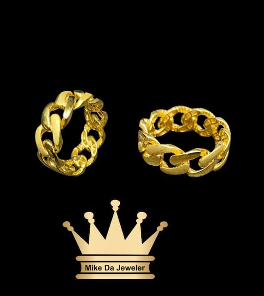 21 k light weight Miami Cuban link ring    weight 3.77 grams size 7.5 USA 7 mm
