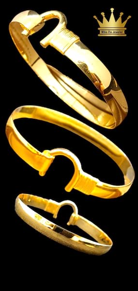 18k yellow gold bangle polished weight 20.850mg size 2.5 Inch    wide 7mm
