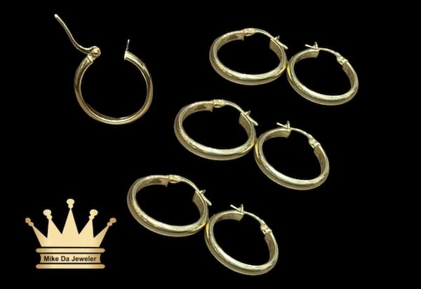 18k Lightweight Hoop Earrings