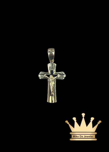 18K Cross Religious Pendant Jesus