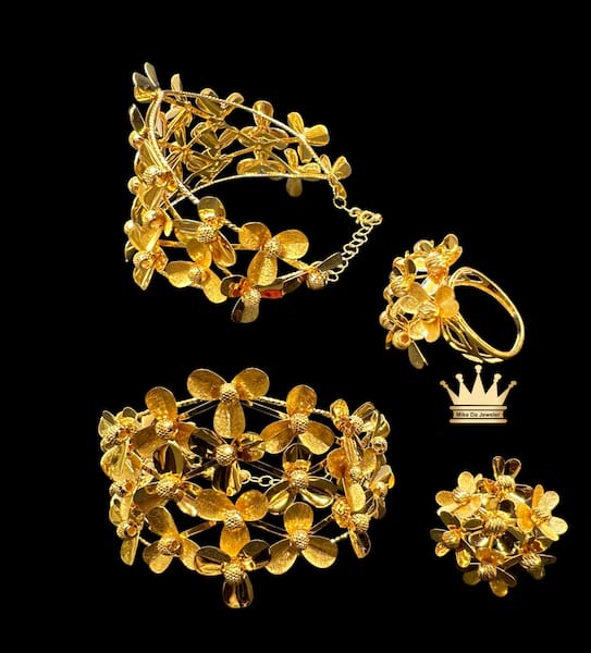 21k yellow gold highly polished and Matt finished bangle bracelet with matching ring grams 32.73