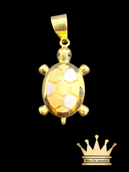 18 Karat Solid Gold Two-Tone Turtle Charm