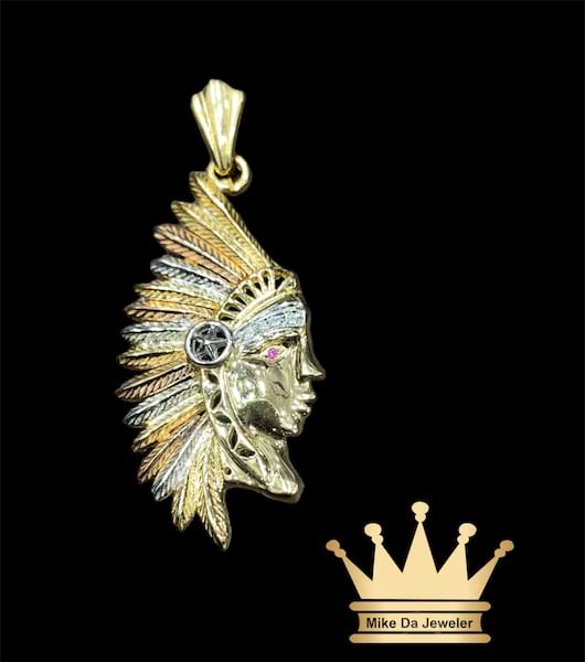18k solid tricolor handmade Native American pendant weight 8.22 grams size 1.25 inches