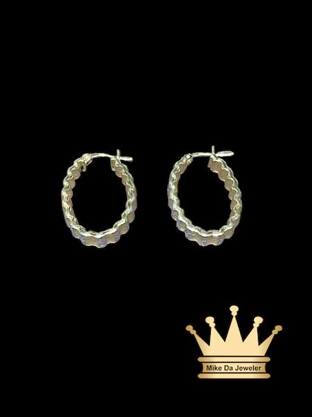18K Gold Rippled Hoop Design Earrings