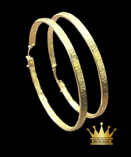 18k hoops earring pair weight 4.250 size 2 inches