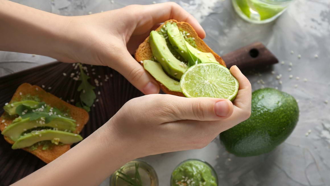 Consumul de avocado poate reduce grăsimea abdominală (studiu)
