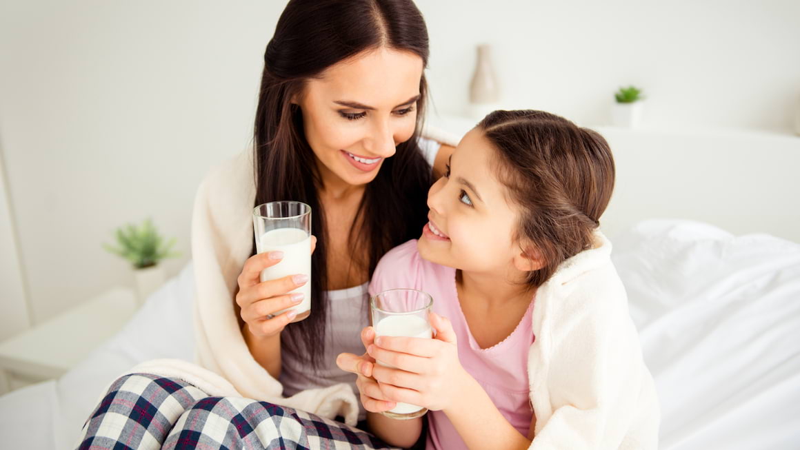 5 bauturi sanatoase cu care poti inlocui ciocolata calda oferita copiilor