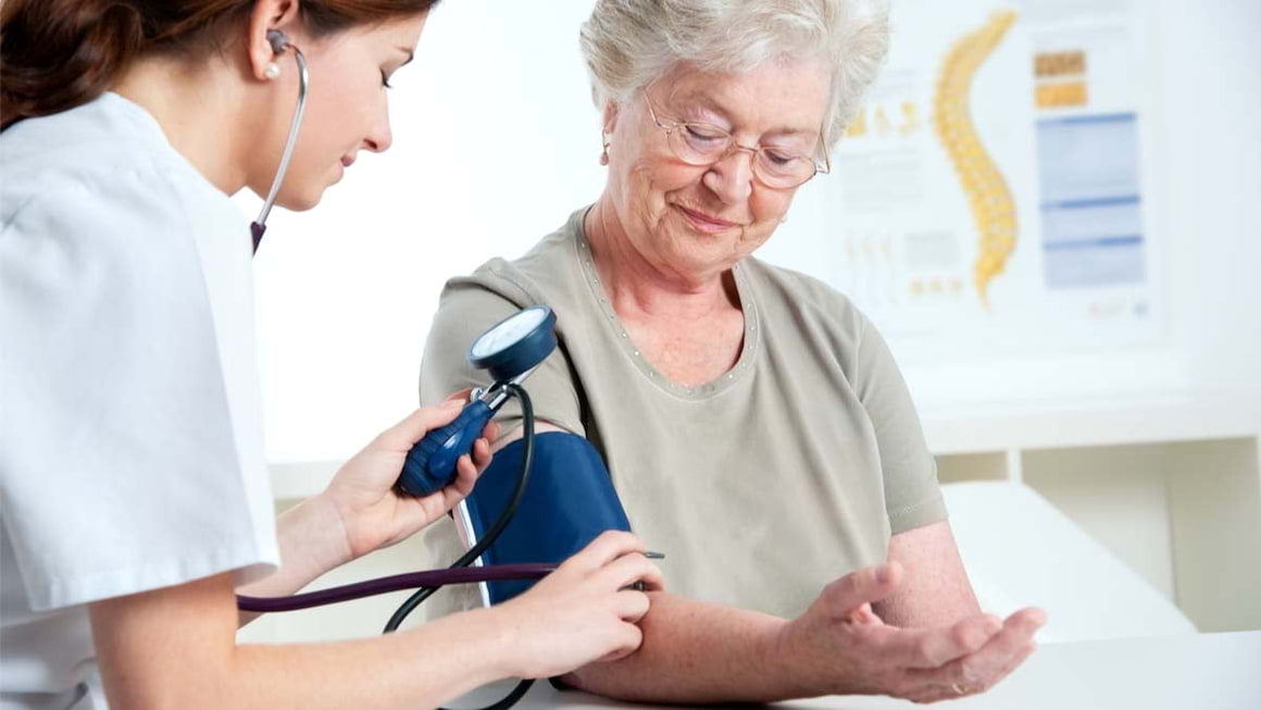 8 factori care iti afecteaza masurarea tensiunii arteriale