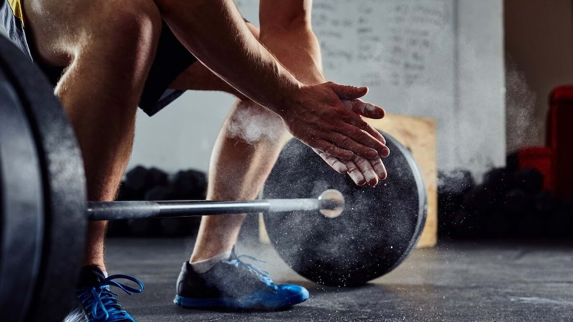 Exerciții cu haltera: ce beneficii au?