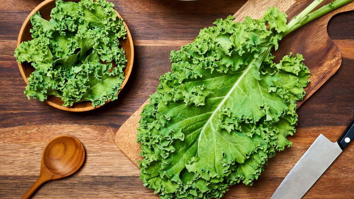 Kale, un aliment pe care e bine sa il adaugi in dieta