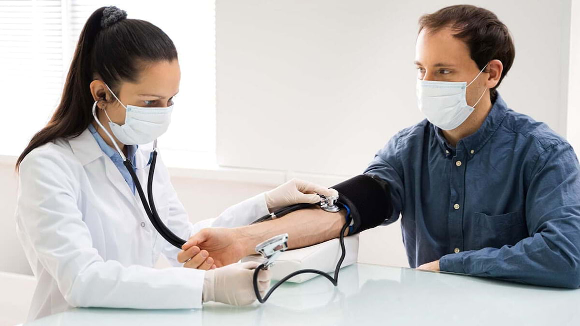Ce simptome si complicatii are hipertensiunea arteriala la barbati