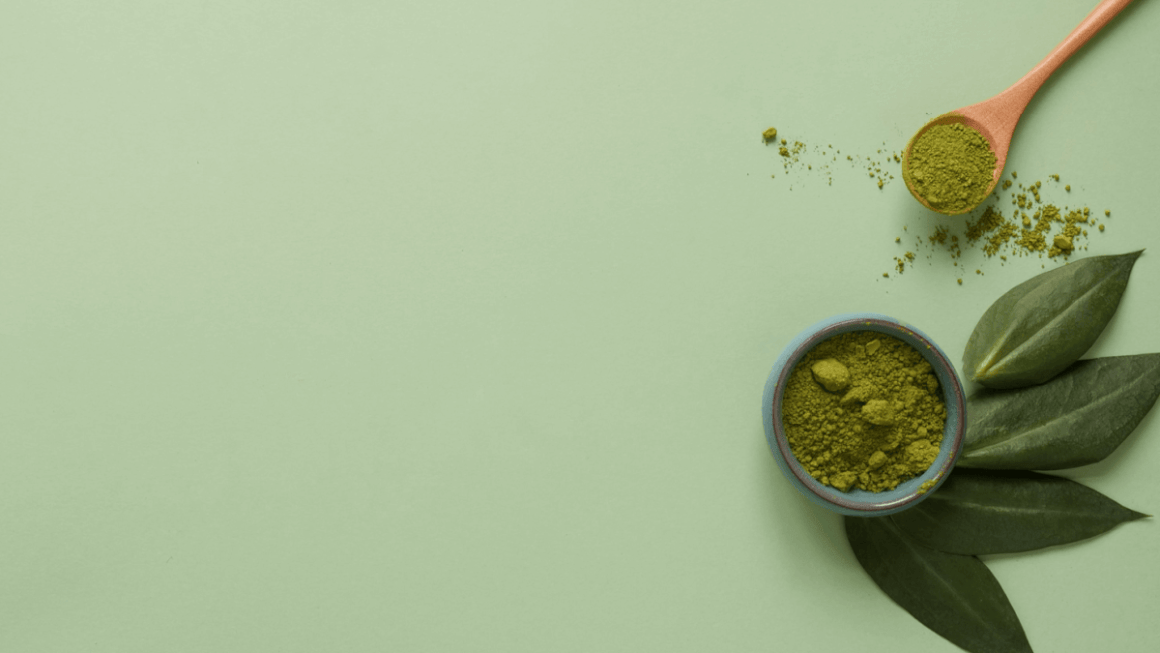Matcha - pudra de ceai verde cu efect benefic asupra siluetei