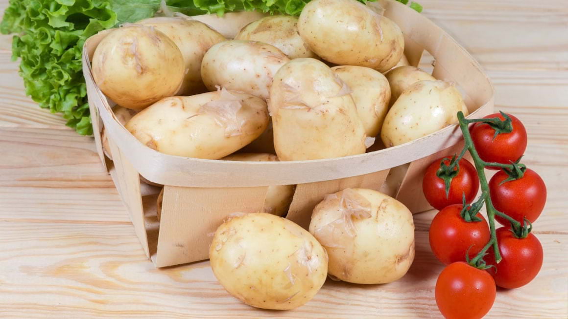 Salată de cartofi noi