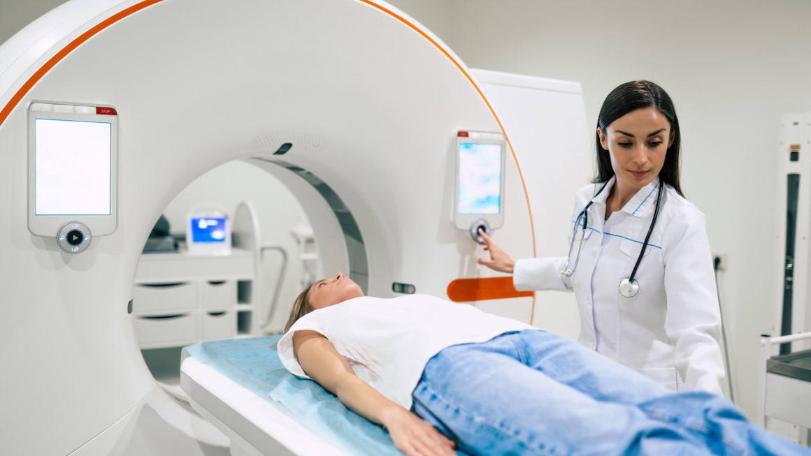 PET/CT cu FDG - Investigaţie utilă pentru depistarea şi stadializarea cancerului