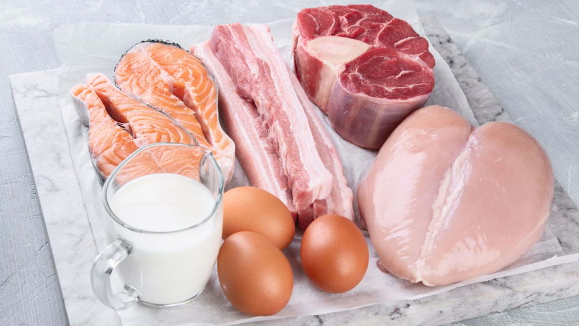 Dietele hiperproteice: ce riscuri ai daca mananci prea multe proteine