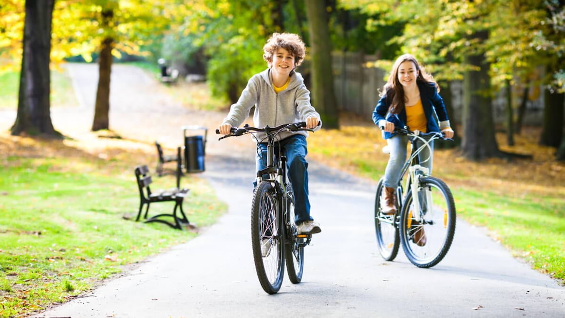 Mersul pe bicicleta si mersul pe role - recomandate pentru copii si adolescenti