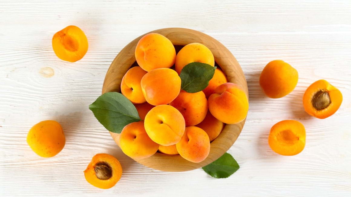 De ce sa mancam caise? Beneficii si nutrienti