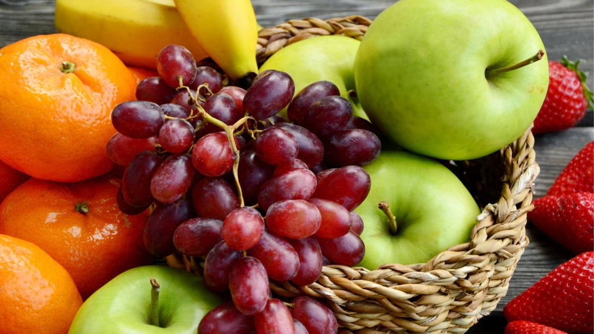 Câte calorii și cât zahăr conțin fructele tale preferate?