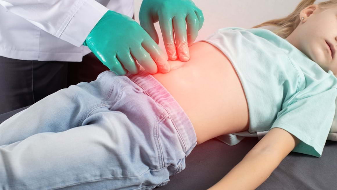 Totul despre boala inflamatorie intestinală cronică pediatrică (BII): cauze, diagnostic, tratament
