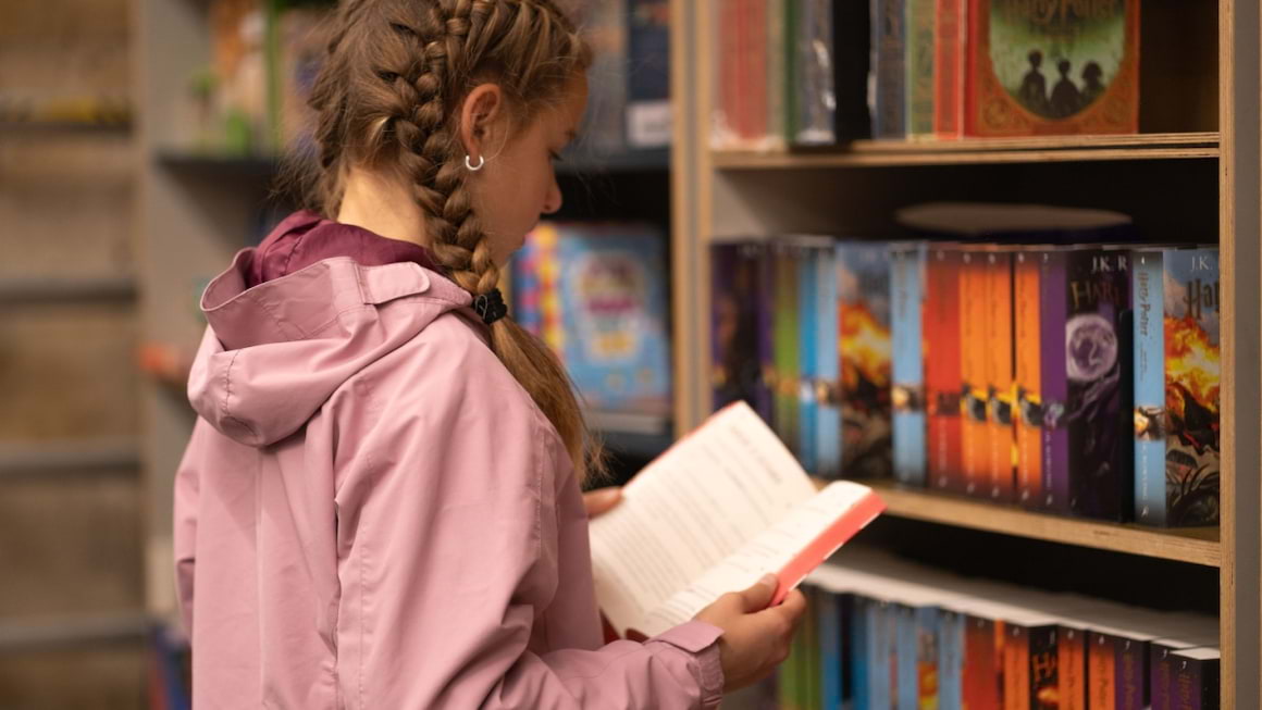 Audiobook, ebook sau carte clasică: ce e mai util pentru copii?
