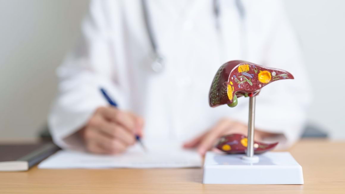 Stadiile Hepatitei C – Faza Cronica – simptome și evolutie