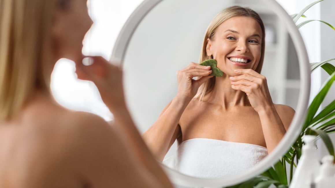 Cum îți faci acasă masaj facial și ce beneficii are?