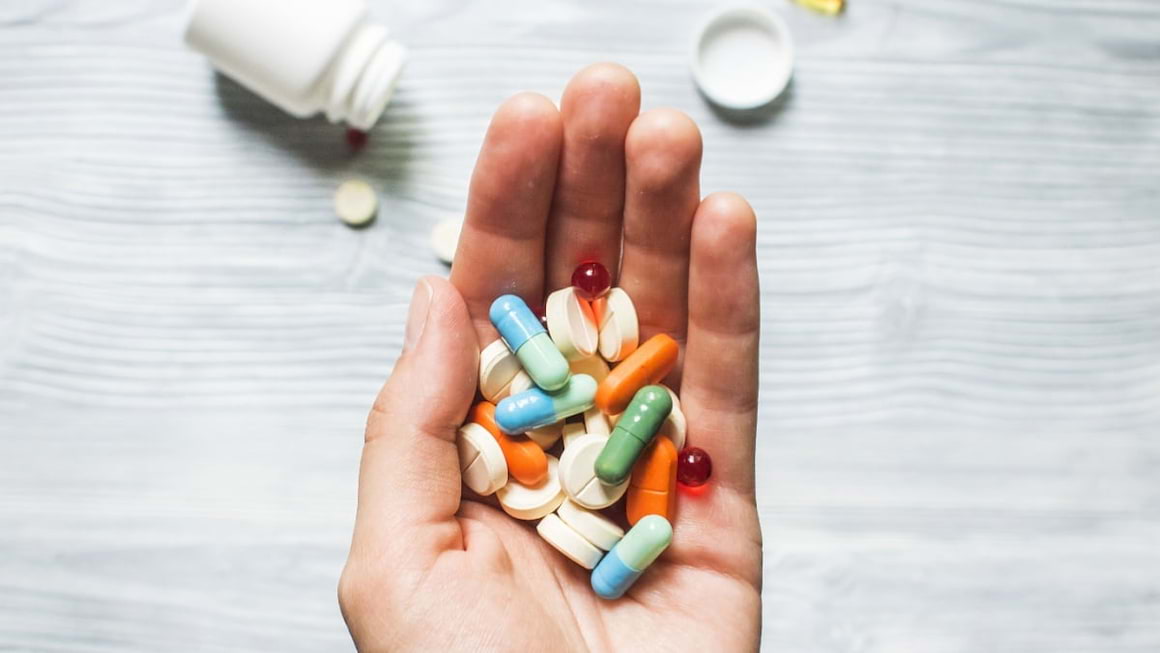 Migrena și durerea de cap cauzată de abuzul de medicamente