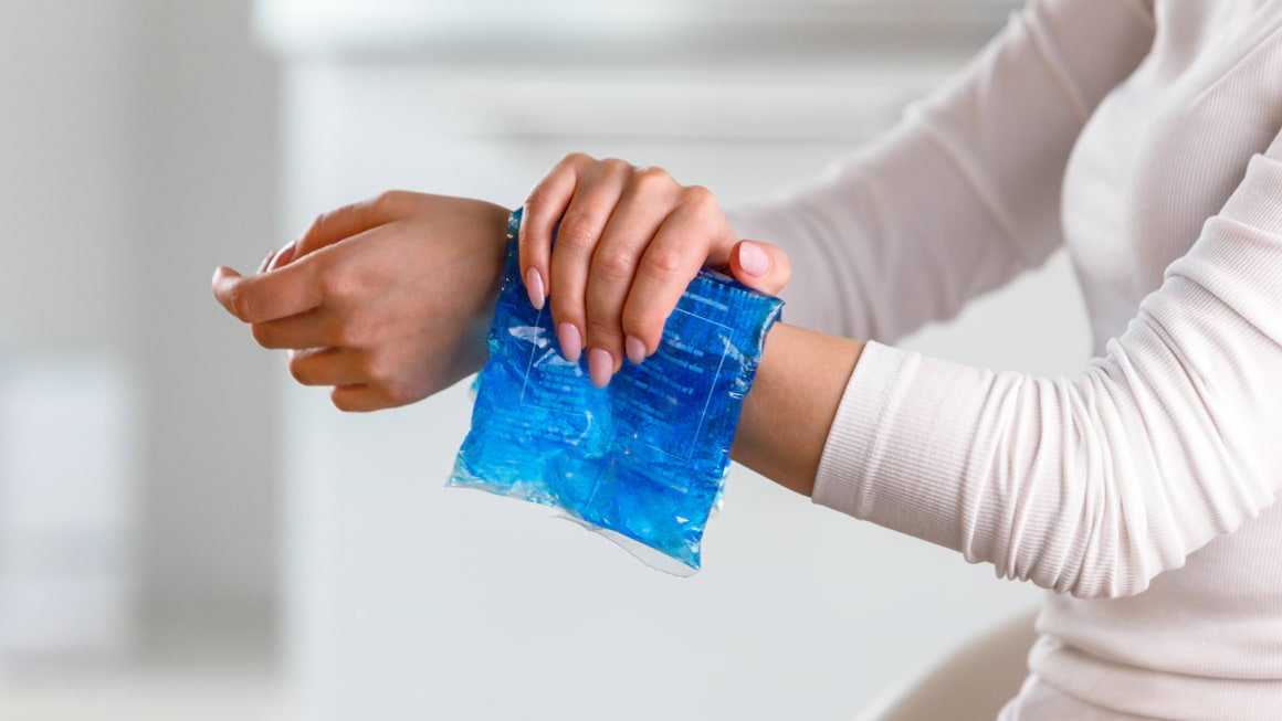 Când este utilă compresa cu gel cald sau rece?