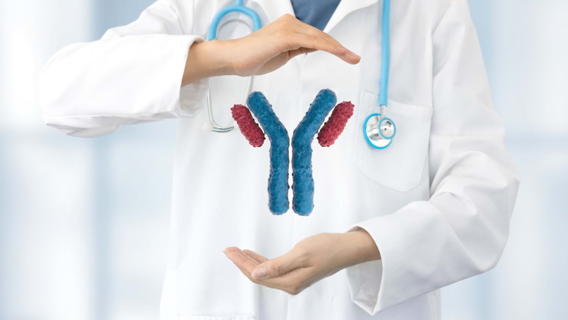 Terapia biologică: anticorpi monoclonali în boli autoimune (beneficii și riscuri)