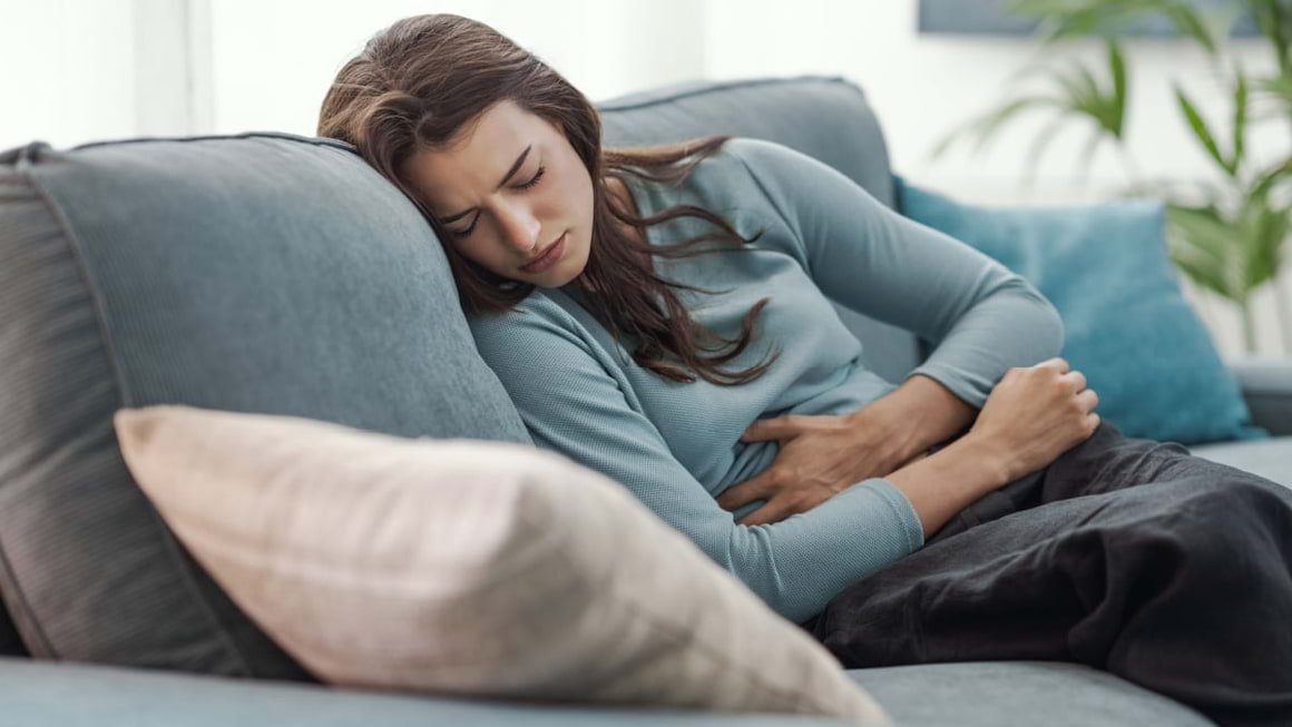 7 cauze ale crampelor abdominale, in afara de menstruatie