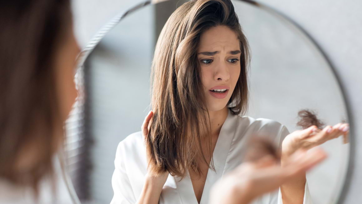 Căderea părului: alimentele care previn, dar și care tratează această problemă
